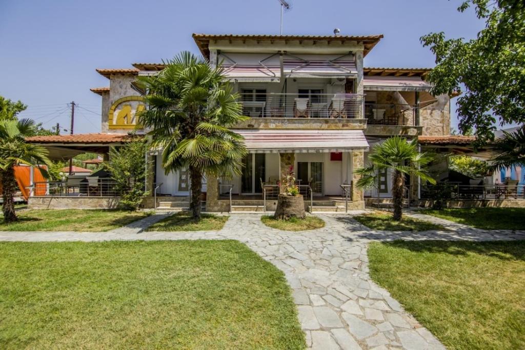 Fernando Hotel Ofrínion Buitenkant foto