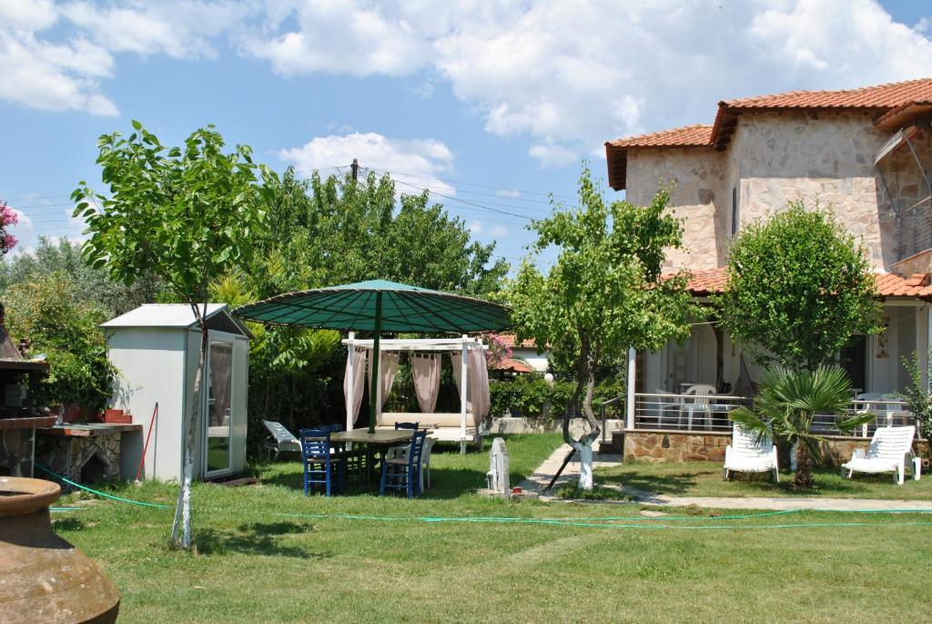 Fernando Hotel Ofrínion Buitenkant foto
